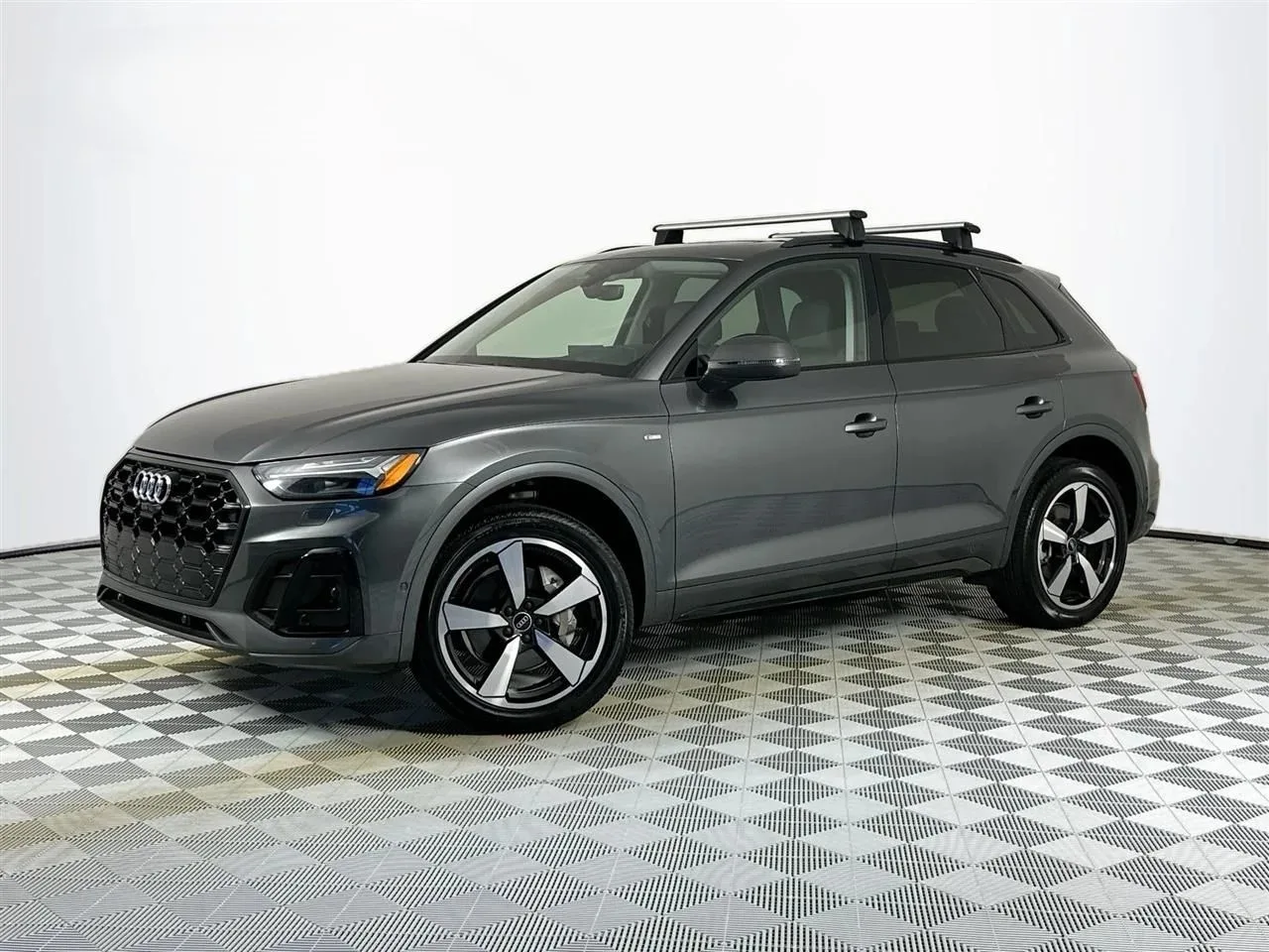 2022 Audi Q5 45 S line Prestige quattro — photo 1