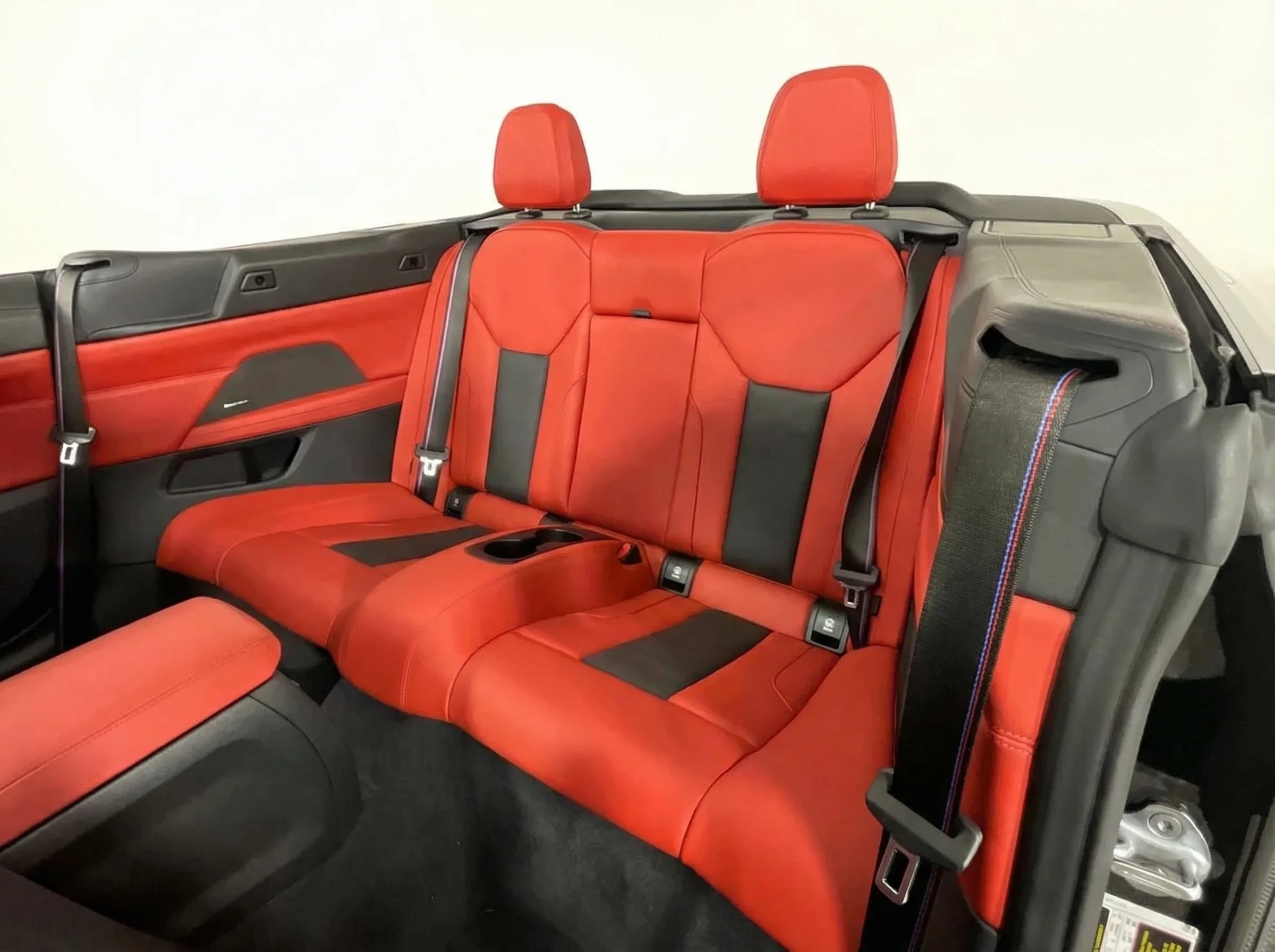 2025 Land Rover Discovery S — thumbnail 10