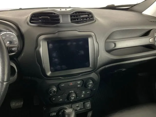 2022 Jeep Renegade Limited — thumbnail 12
