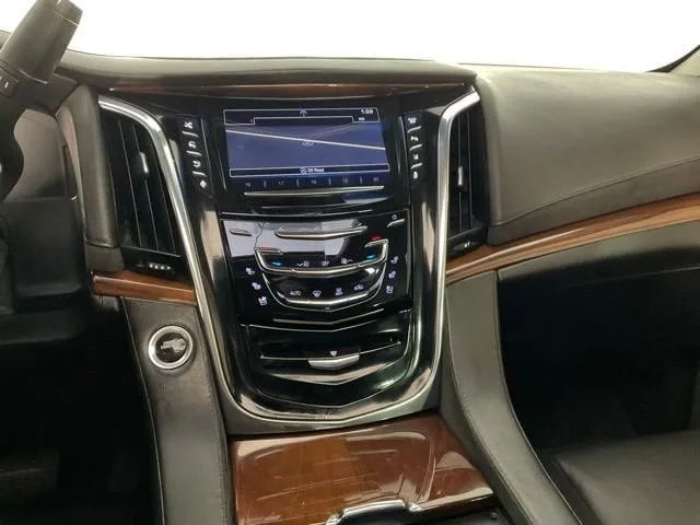 2015 Cadillac Escalade Premium — thumbnail 13
