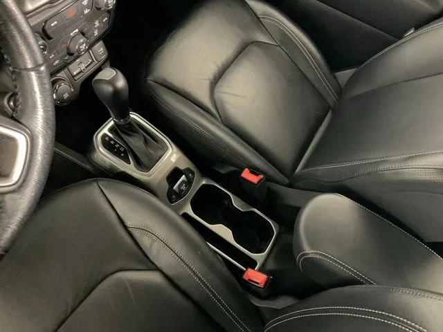 2022 Jeep Renegade Limited — thumbnail 16