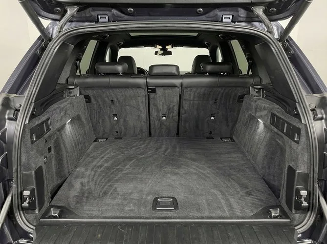 2025 Land Rover Discovery S — thumbnail 16