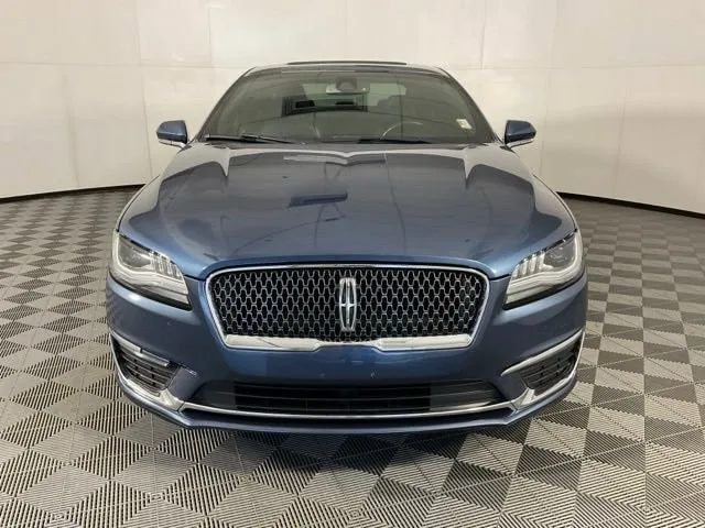 2019 Lincoln MKZ Hybrid Reserve I — thumbnail 2