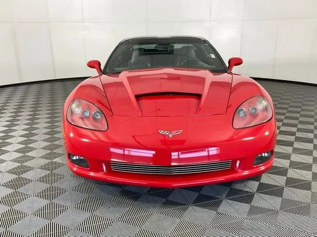 2007 Chevrolet Corvette — thumbnail 2