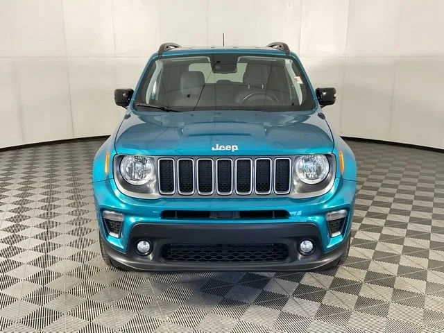 2022 Jeep Renegade Limited — thumbnail 2