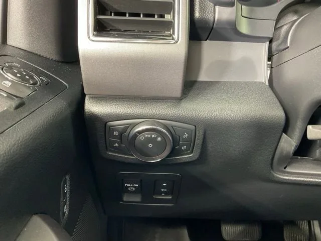 2019 Ford F-150 XL — thumbnail 23