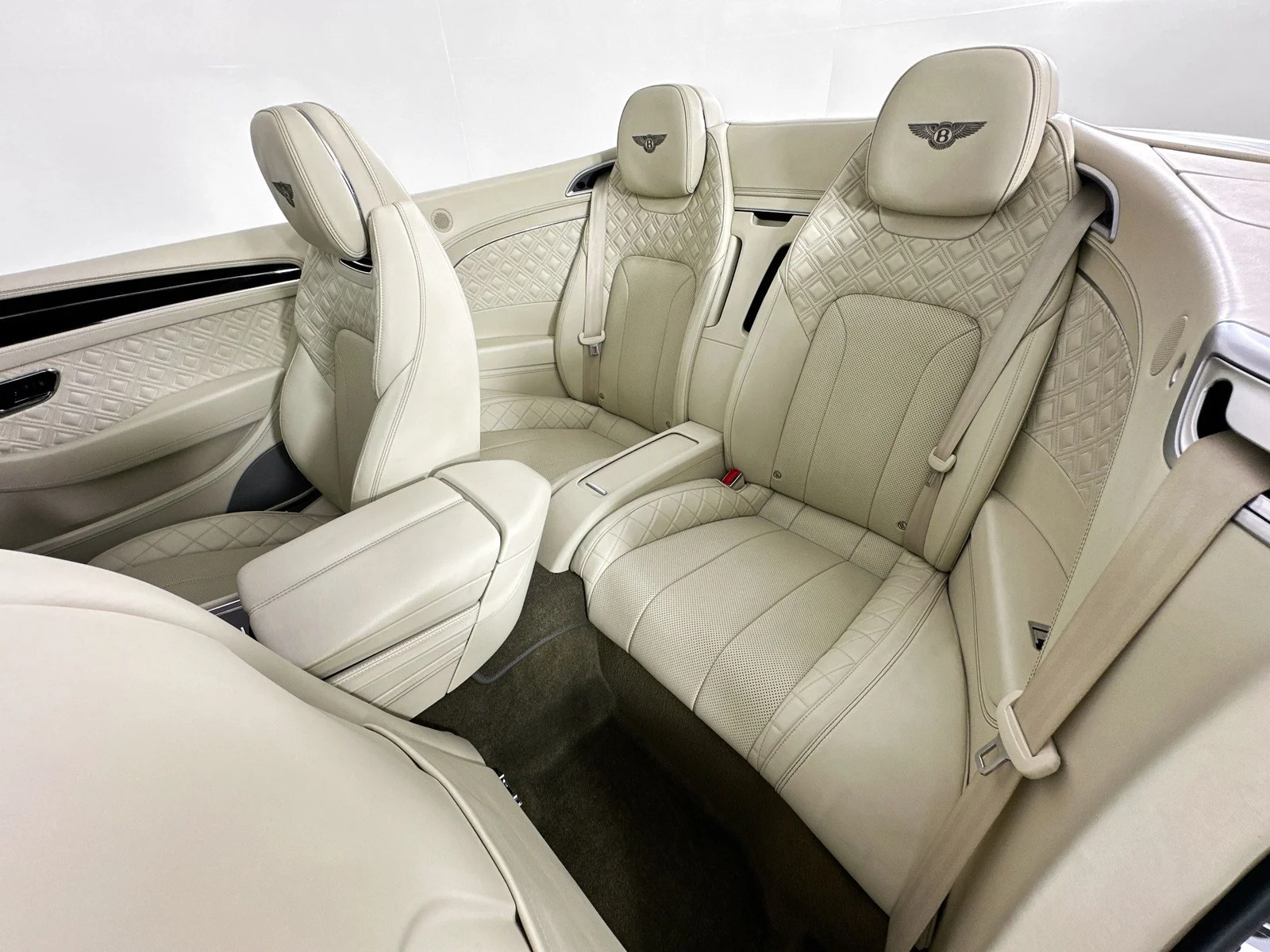 2020 Bentley Continental GTC V8 — thumbnail 24