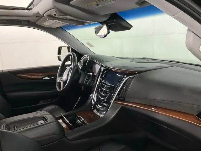2015 Cadillac Escalade Premium — thumbnail 26