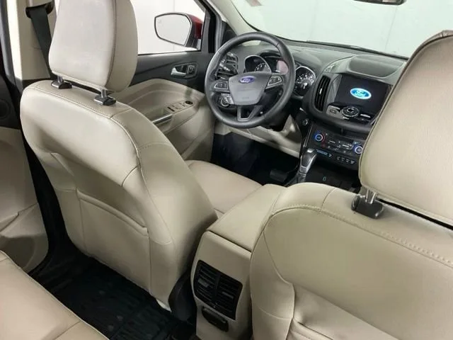 2019 Ford Escape Titanium — thumbnail 28