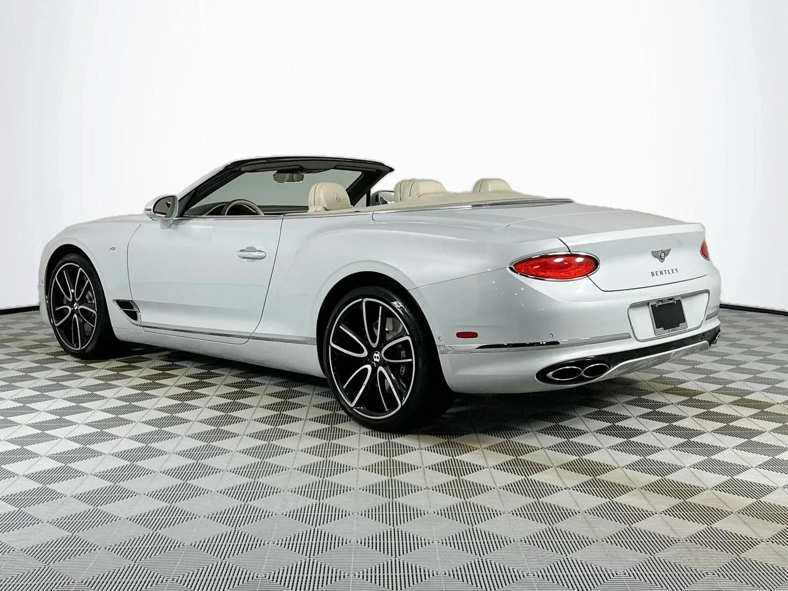 2020 Bentley Continental GTC V8 — thumbnail 3