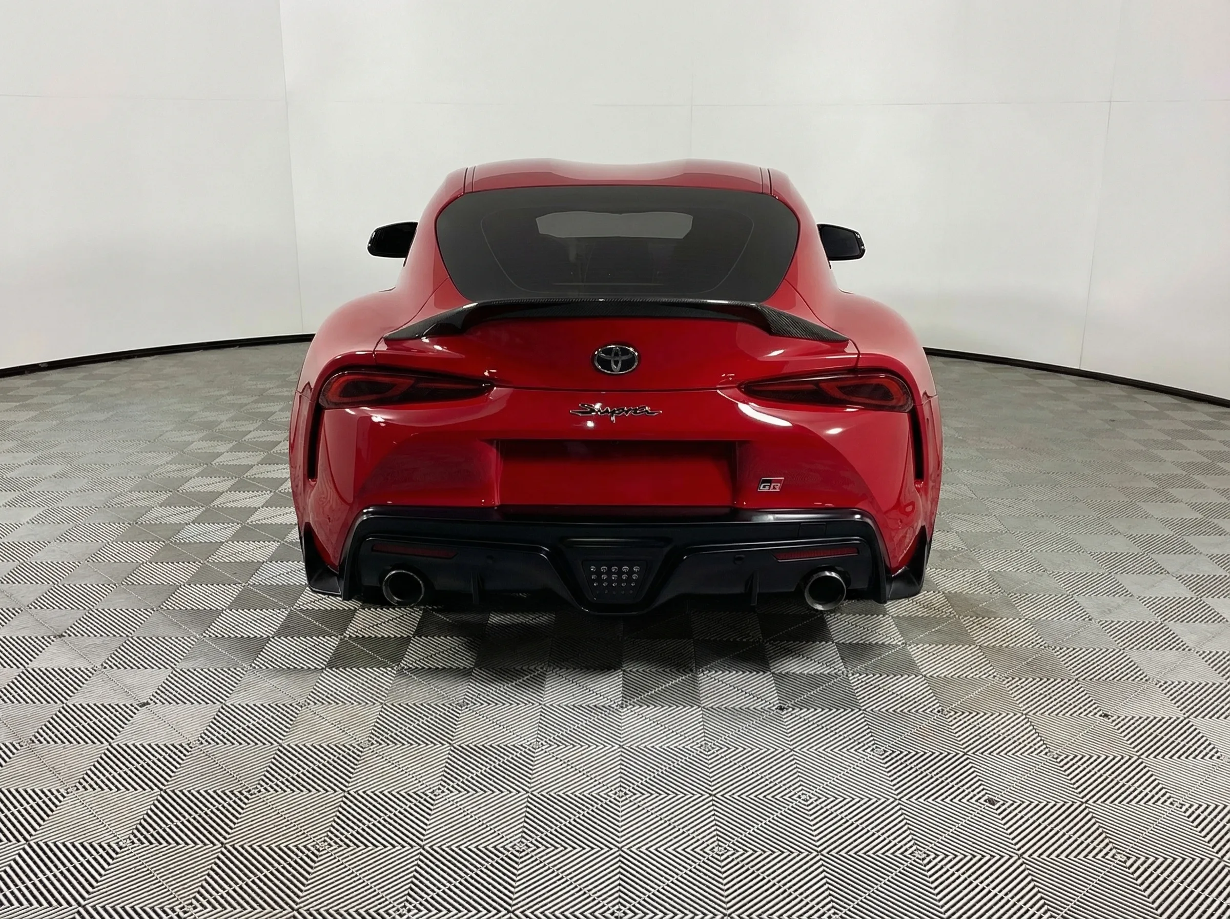 2026 Jaguar F-PACE P250 R-Dynamic S — thumbnail 3