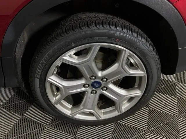 2019 Ford Escape Titanium — thumbnail 37