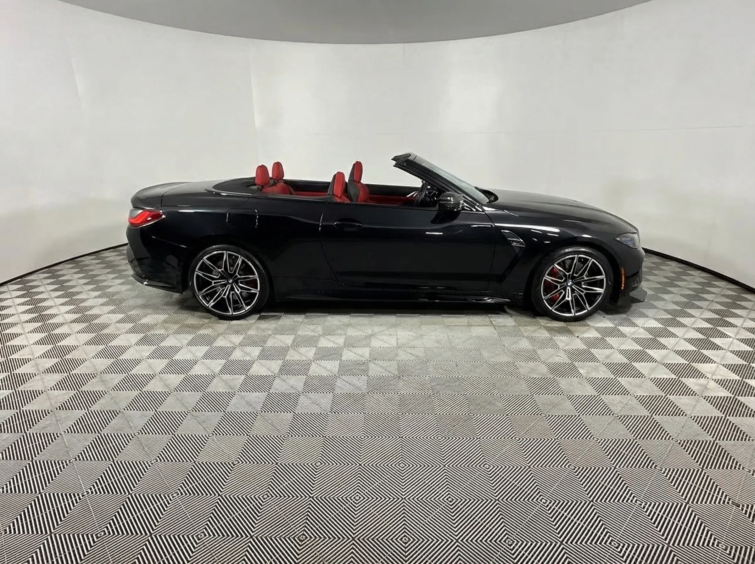 2021 Bentley Continental GTC Mulliner V8 — thumbnail 4