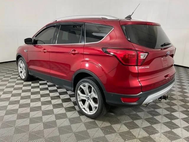 2019 Ford Escape Titanium — thumbnail 5