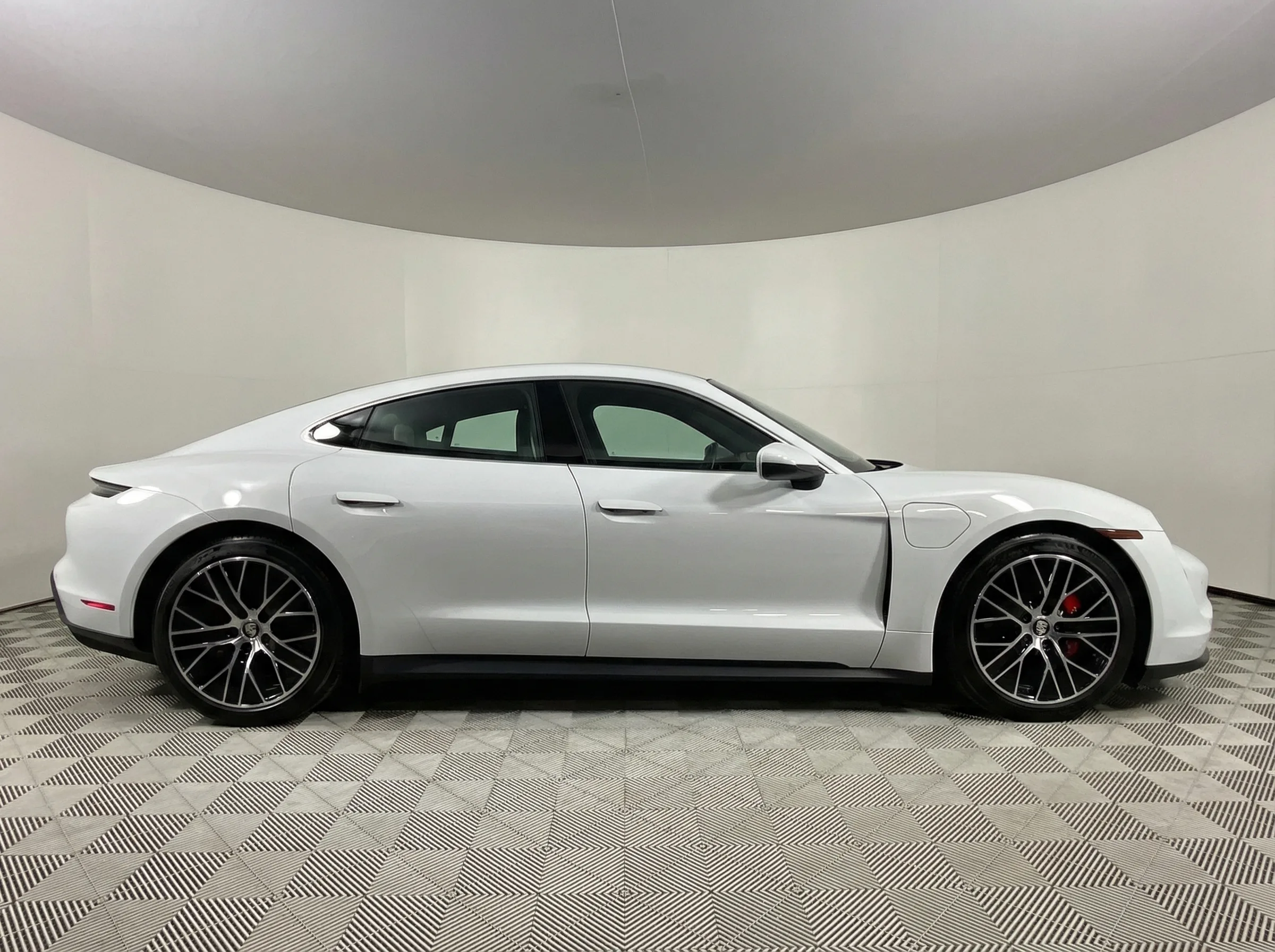 2021 Bentley Continental GTC Mulliner V8 — thumbnail 5