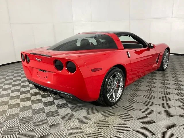 2007 Chevrolet Corvette — thumbnail 6