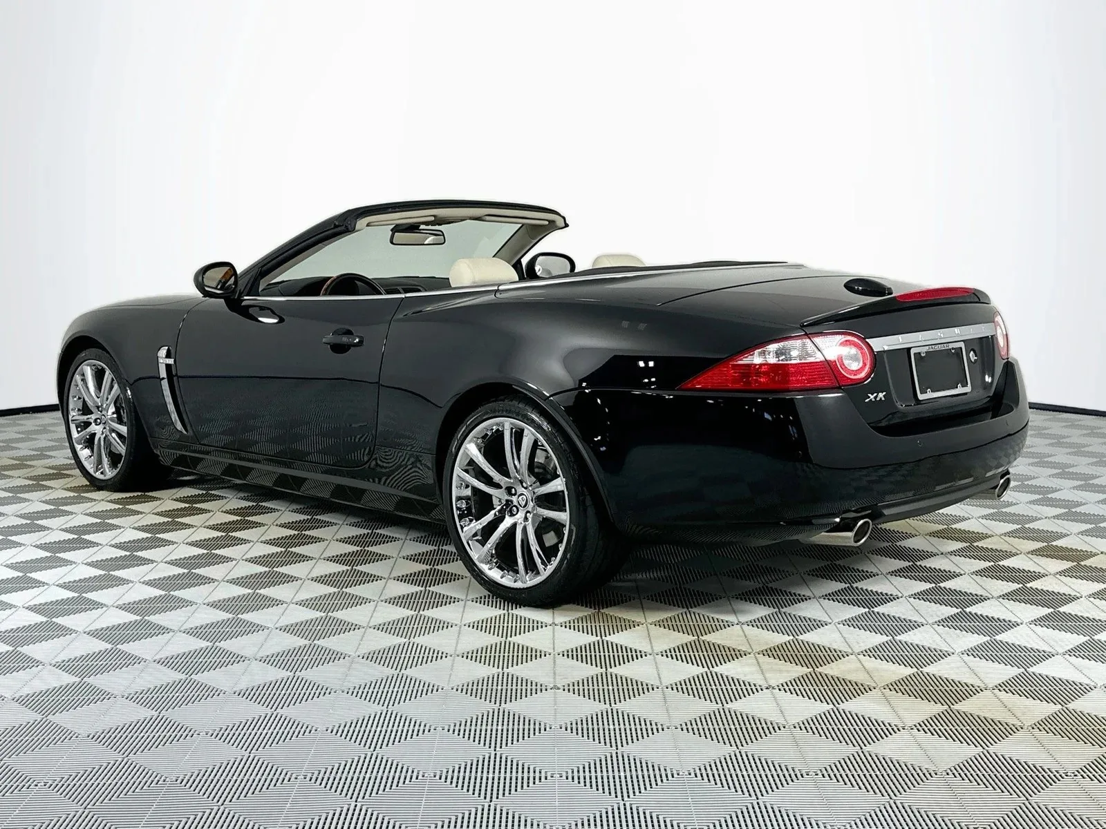 2007 Jaguar XK — thumbnail 7