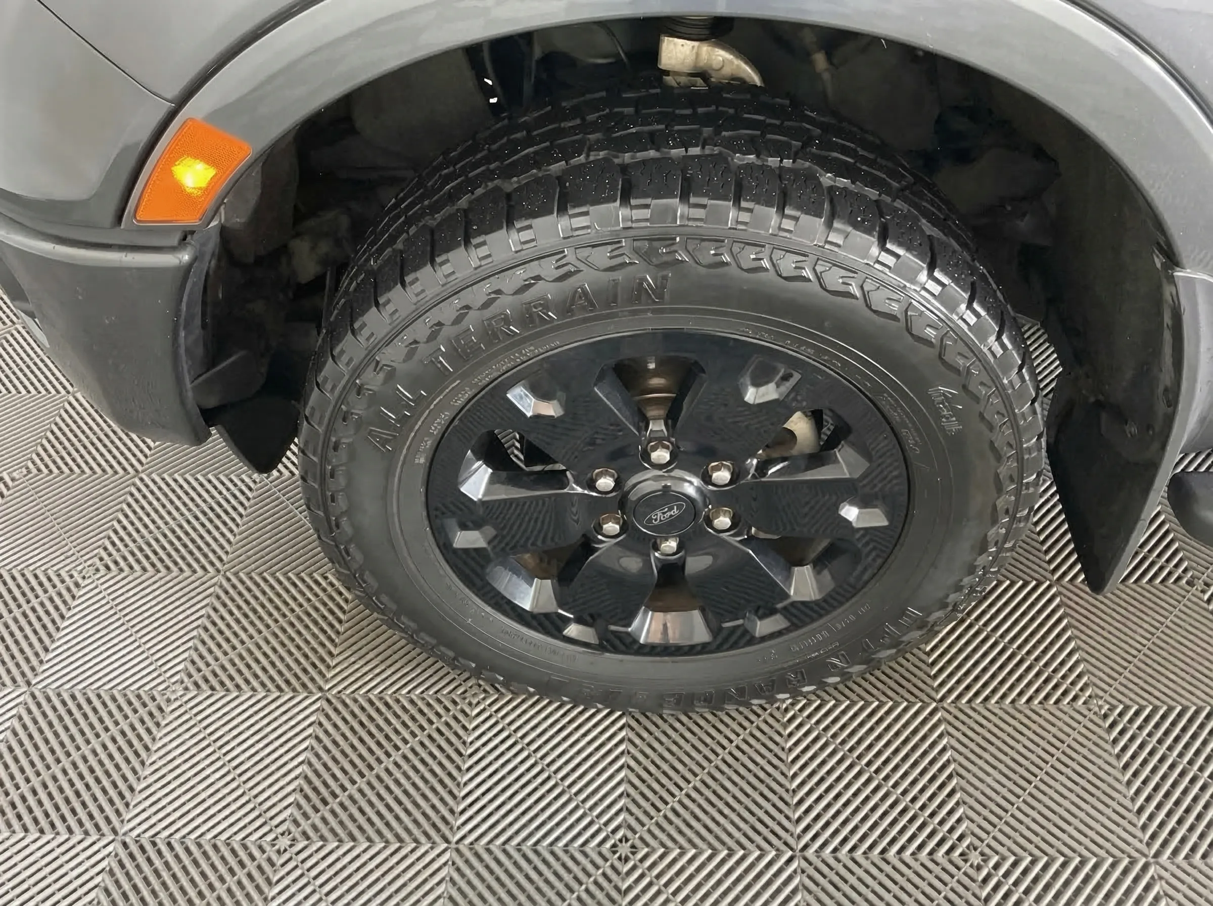 2019 Mercedes-Benz GLC 300 4MATIC® Coupe — thumbnail 7