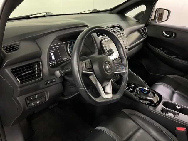 2018 Nissan Leaf SL — thumbnail 9